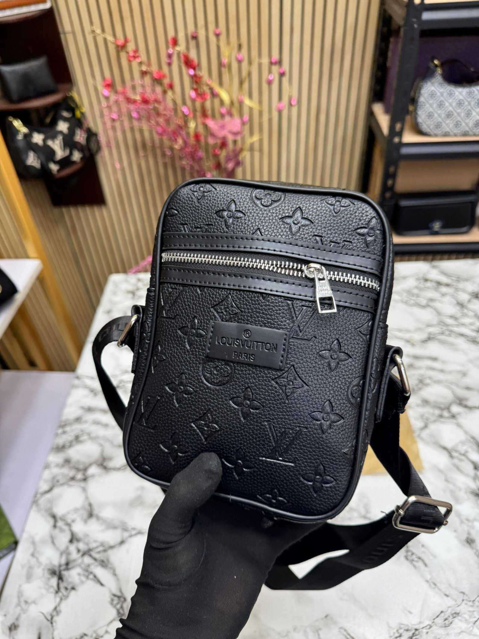 LOUIS VUITTON SIDE BAG