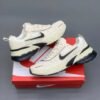 NK V2K RUN [BEIGE / BLACK] 0509025